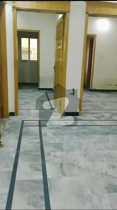 حیات آباد فیز 4 حیات آباد,پشاور میں 3 کمروں کا 5 مرلہ بالائی پورشن 50.0 ہزار میں کرایہ پر دستیاب ہے۔
