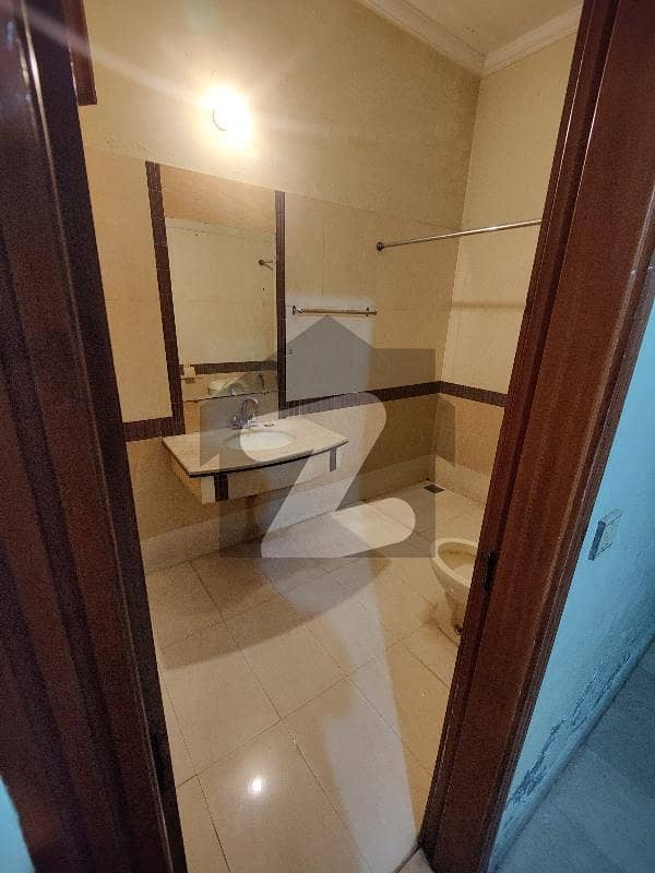Beautiful Non Furnished Flat For Bachelors Beautiful Non Furnished Flat For Bachelors