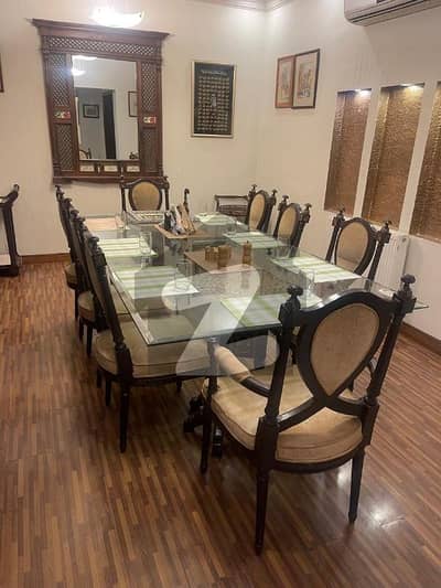 F-11 Beautiful Luxury Fully Furnished 4 Bed Attach Bath