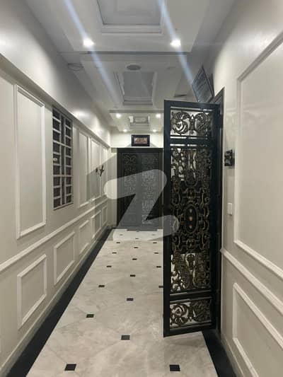 Spacious 4-Bed Apartment for Sale Cosmopolitan Society, Opposite Mazar-e-Quaid (VIP Gate) Spacious 4-Bed Apartment for Sale Cosmopolitan Society, Opposite Mazar-e-Quaid (VIP Gate)
