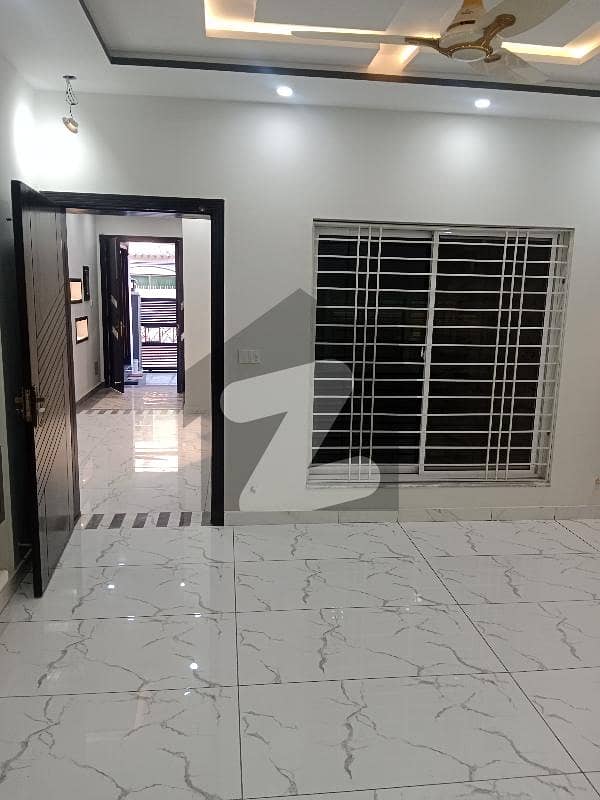 60x90 upper portion for rent 60x90 upper portion for rent