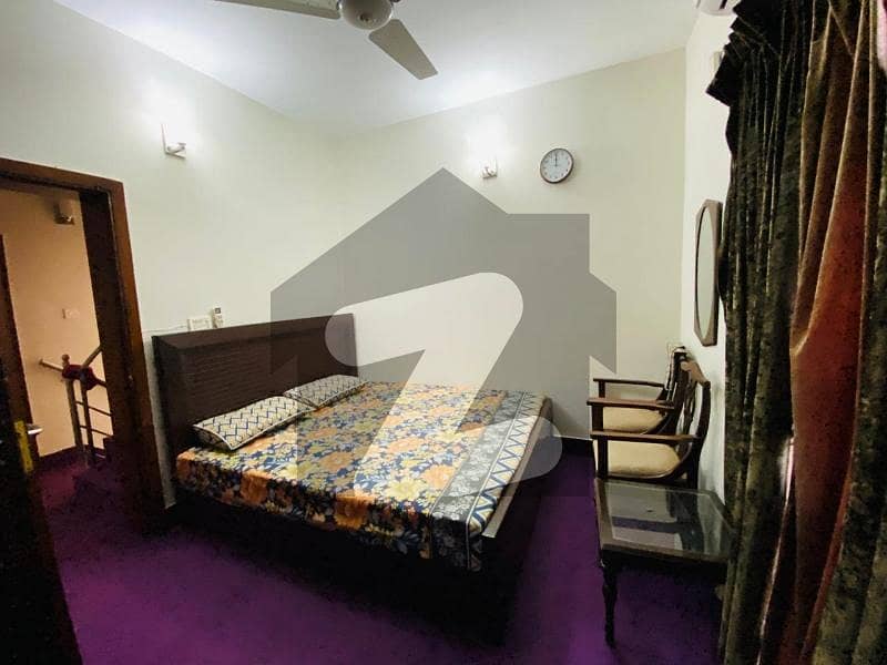 Luxury Fully Furnished Room with TV lounge Luxury Fully Furnished Room with TV lounge