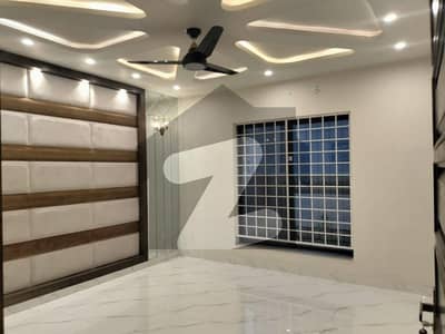 10 Marla Used House For Rent