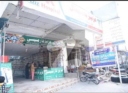 نیشنل ہائی وے 5 احمدپور شرقیہ میں 11 کمروں کا 1 کنال عمارت 34.0 کروڑ میں برائے فروخت۔