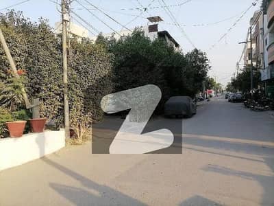 1000 Yards Residential Open Plot For Sale