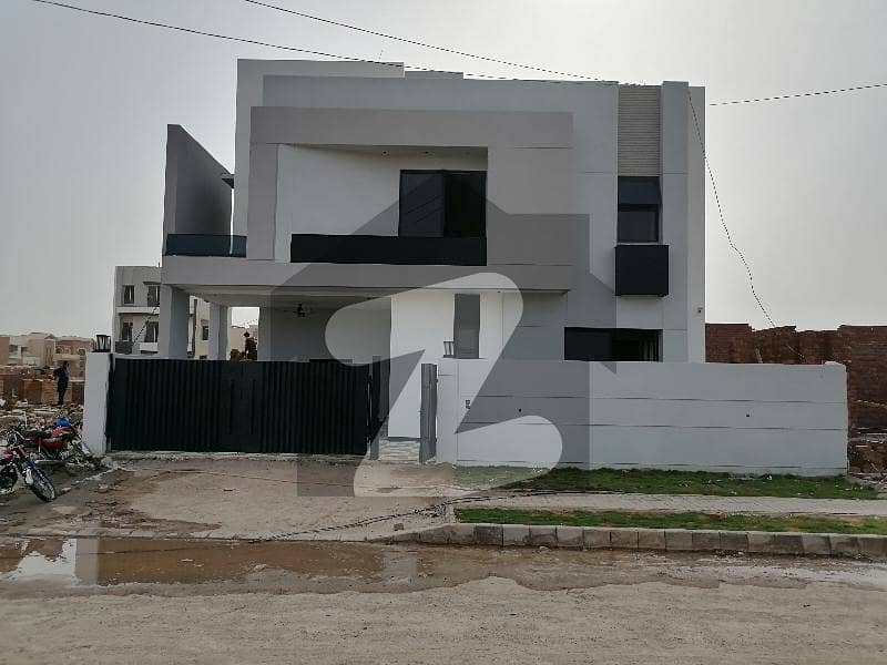 12 Marla House Is Available For sale 12 Marla House Is Available For sale