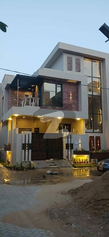 The Palm Enclave The Palm Enclave