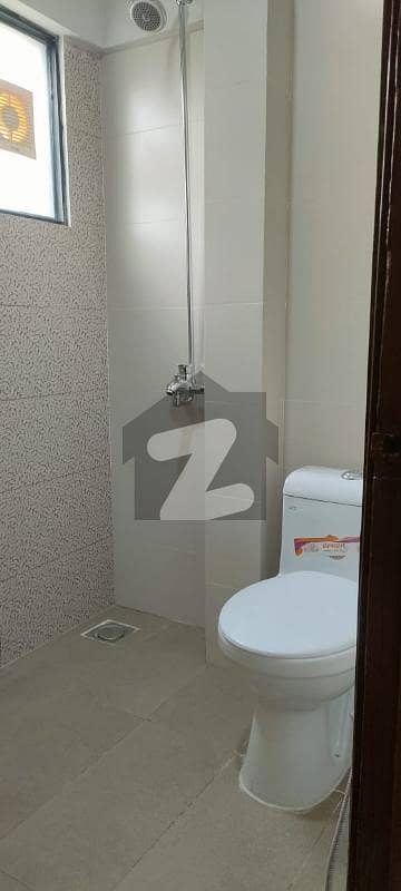 ڈی ایچ اے فیز 6 ڈی ایچ اے ڈیفینس,کراچی میں 4 کمروں کا 7 مرلہ فلیٹ 3.0 کروڑ میں برائے فروخت۔ ڈی ایچ اے فیز 6 ڈی ایچ اے ڈیفینس,کراچی میں 4 کمروں کا 7 مرلہ فلیٹ 3.0 کروڑ میں برائے فروخت۔
