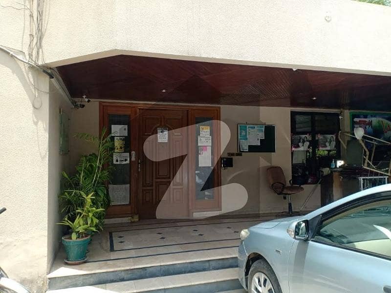 2 Kanal House For Sale In Rs. 350000000 Only 2 Kanal House For Sale In Rs. 350000000 Only