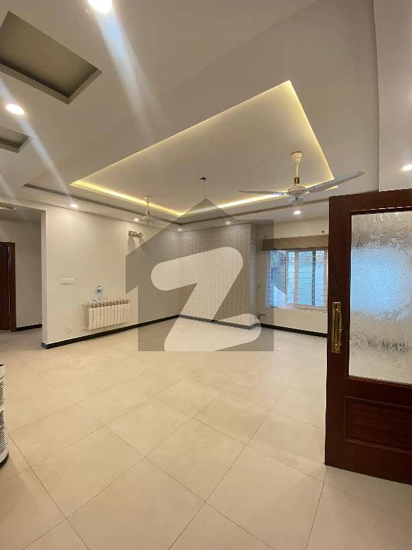 Prominently-Located 14 Marla House Available In D-12/3 Prominently-Located 14 Marla House Available In D-12/3