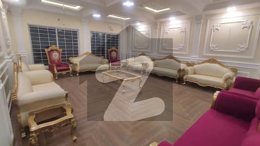 1 KANAL HOUSE WITH BASEMENT FOR SALE