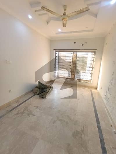 4 Marla Upper portion for rent Near D12 Markaz and KFC