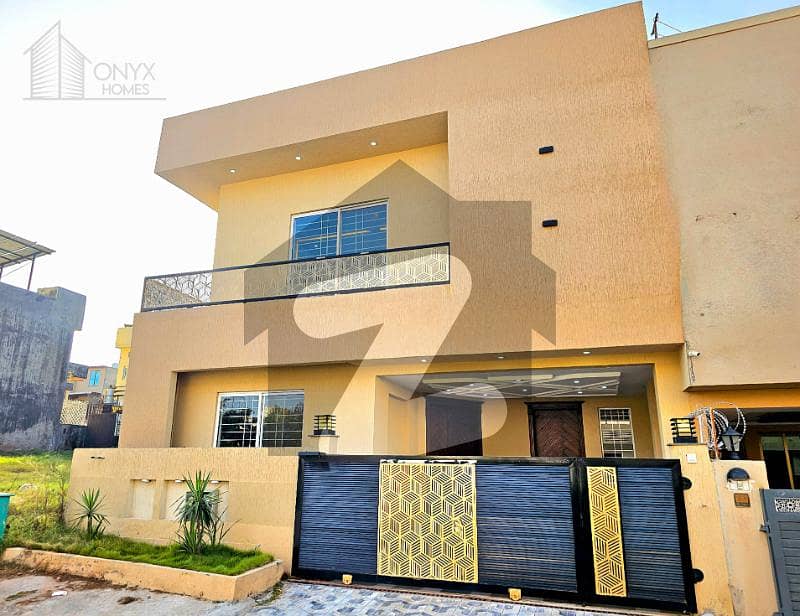 Investor Price Park Face 7 Marla Luxury House For Sale In Safari Valley Investor Price Park Face 7 Marla Luxury House For Sale In Safari Valley