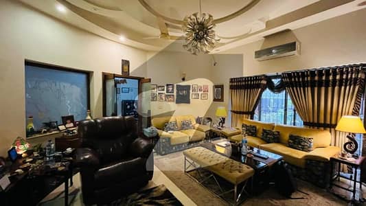 1 Kanal Modern Luxuer Out House Prime Hot For Sale dha Phase3