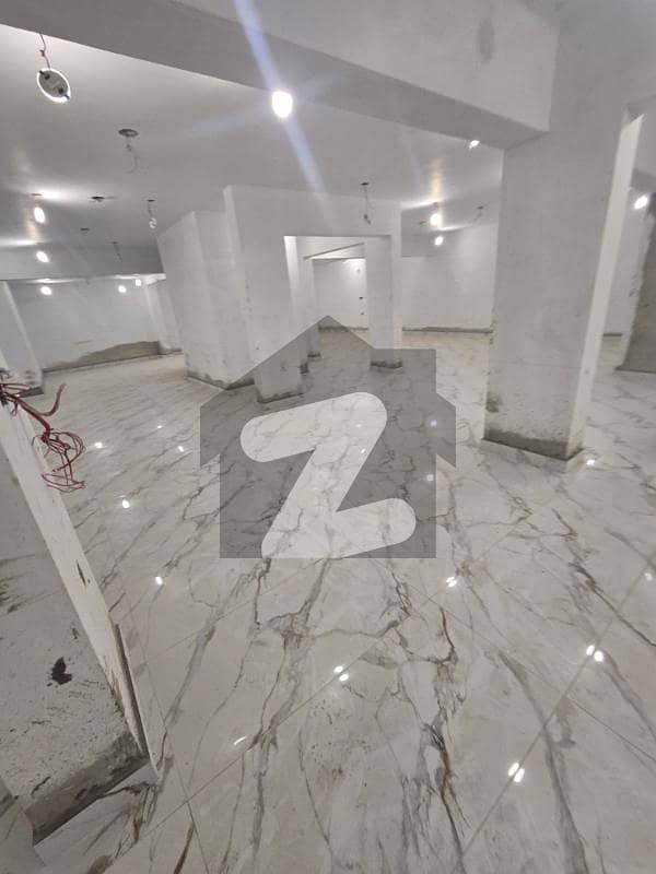 200 Sq Yards Basement Hall For In PECHS 200 Sq Yards Basement Hall For In PECHS