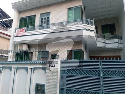 جی ۔ 8/2 جی ۔ 8,اسلام آباد میں 4 کمروں کا 5 مرلہ بالائی پورشن 1.2 لاکھ میں کرایہ پر دستیاب ہے۔