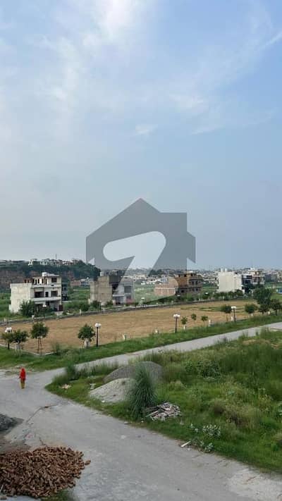 5 MARLA COMMERCIAL PLOT FOR SALE ON INVESTOR RATE