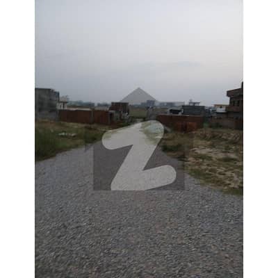 یونیورسٹی ٹاؤن ۔ بلاک سی یونیورسٹی ٹاؤن,اسلام آباد میں 10 مرلہ رہائشی پلاٹ 58.0 لاکھ میں برائے فروخت۔