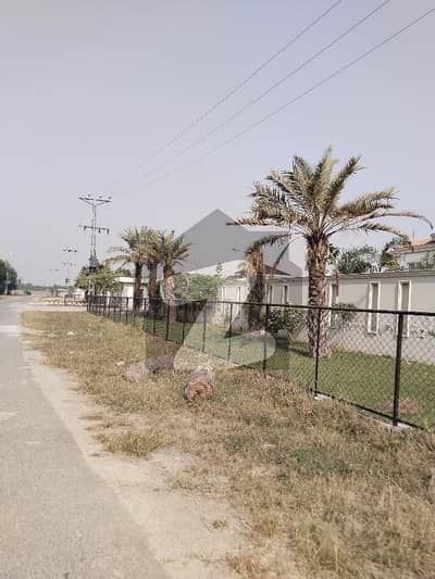 تھیٹر لاہور میں 4 کنال فارم ہاؤس 3.0 کروڑ میں برائے فروخت۔