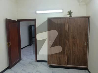 Single Room Apartment / Flat For Rent Near Express Way