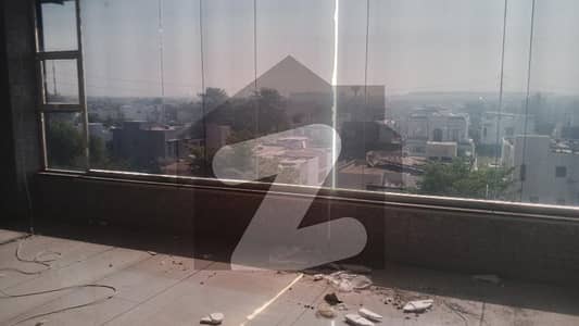4 Marla 3rd floor office available for rent Excellent location