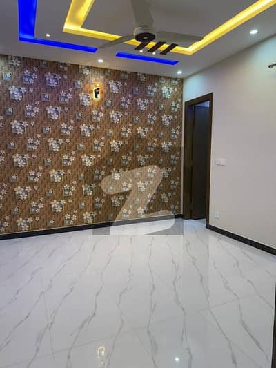 Like New Lush Condition House For Rent in Jinnah Garden