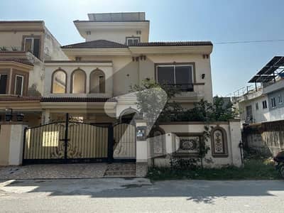 10 Marla Fully Furnished House For Sale In Banker'S Society