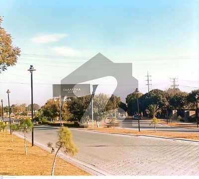 عمارکینیان ویوز اسلام آباد میں 4 مرلہ کمرشل پلاٹ 2.5 کروڑ میں برائے فروخت۔