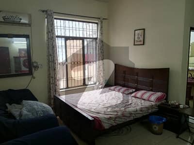 Ideal Location Phase 1 1kanal Full Furnished 1 Bed With Attached Bathroom Ground Floor Ideal Location Phase 1 1kanal Full Furnished 1 Bed With Attached Bathroom Ground Floor