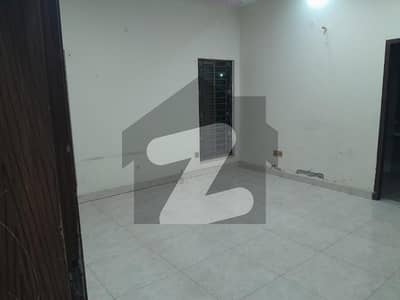 Khuda Buksh Colony House For Rent 12 Marla
