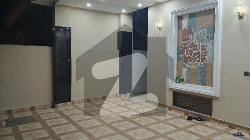 FURNISHED HOUSE 10 MARLA Ground & Basement FURNISHED HOUSE 10 MARLA Ground & Basement