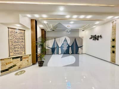 ڈی ایچ اے ڈیفینس فیز 2 ڈی ایچ اے ڈیفینس,اسلام آباد میں 3 کمروں کا 1 کنال بالائی پورشن 1.0 لاکھ میں کرایہ پر دستیاب ہے۔
