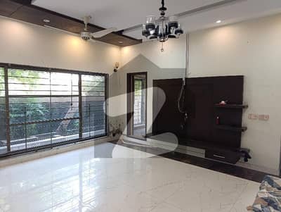 20 Marla Beautiful Bungalows In Dha Phase 8 Ex Park View 20 Marla Beautiful Bungalows In Dha Phase 8 Ex Park View