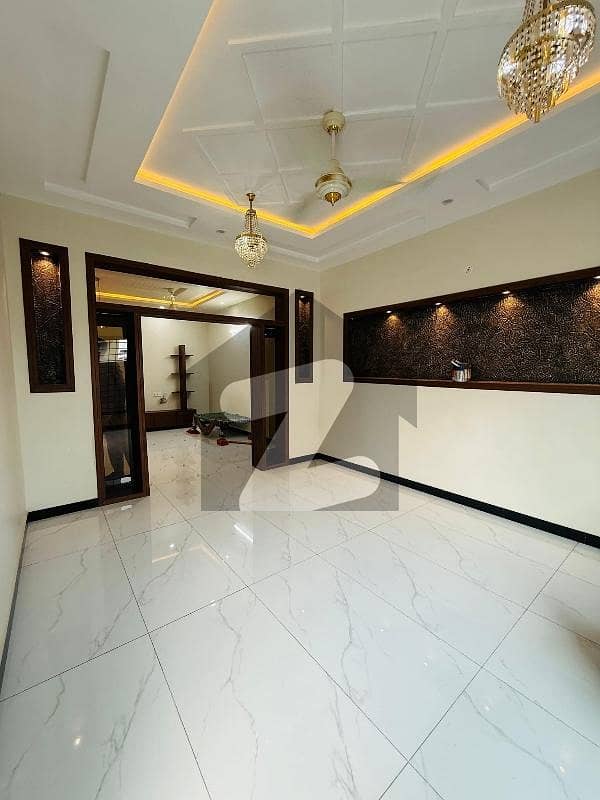 30*70 Full House Available For Rent In G13 30*70 Full House Available For Rent In G13