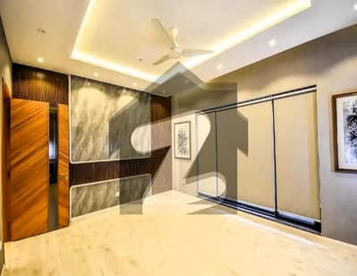 1 Kanal Lavish Upper Portion On Top Location For Rent In DHA Phase 6 Lahore