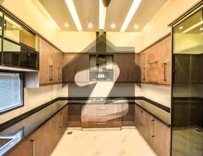 1 Kanal Lavish Upper Portion On Top Location For Rent In DHA Phase 6 Lahore