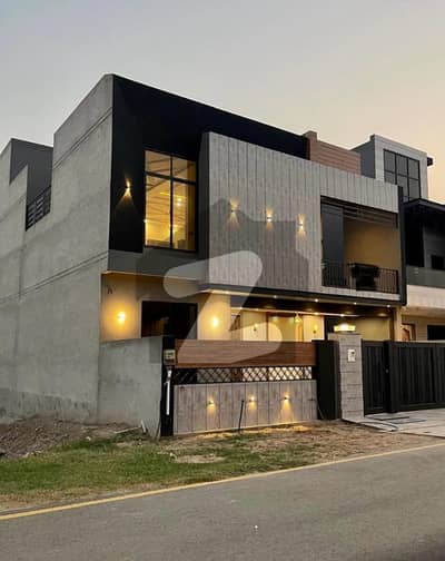 سٹی ہاؤسنگ سمندری روڈ - بلاک اے سٹی ہاؤسنگ سمندری روڈ,سٹی ہاؤسنگ,فیصل آباد میں 10 مرلہ مکان 3.35 کروڑ میں برائے فروخت۔ سٹی ہاؤسنگ سمندری روڈ - بلاک اے سٹی ہاؤسنگ سمندری روڈ,سٹی ہاؤسنگ,فیصل آباد میں 10 مرلہ مکان 3.35 کروڑ میں برائے فروخت۔