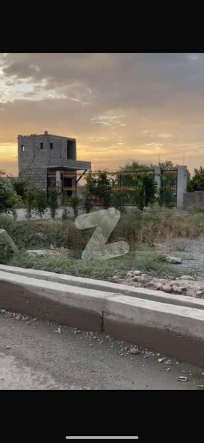Investor Rate Semi Commercial Plot for Sale near Zintara Township   An excellent investment opportunity awaits!  A Semi Commercial 100 Marla Double-Side Corner Plot is available for sale at a prime location near Zintara Township, the Gated Commercial
