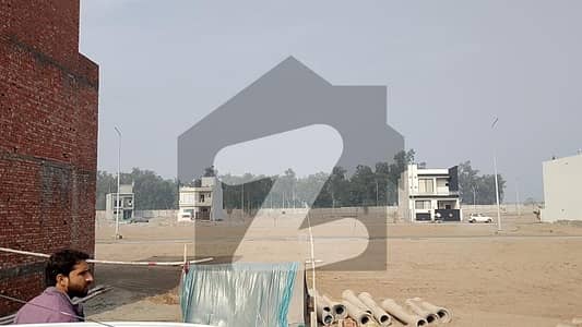 پارک ویو سٹی ۔ ایگزیکٹو بلاک پارک ویو سٹی,لاہور میں 5 مرلہ رہائشی پلاٹ 70.0 لاکھ میں برائے فروخت۔ پارک ویو سٹی ۔ ایگزیکٹو بلاک پارک ویو سٹی,لاہور میں 5 مرلہ رہائشی پلاٹ 70.0 لاکھ میں برائے فروخت۔