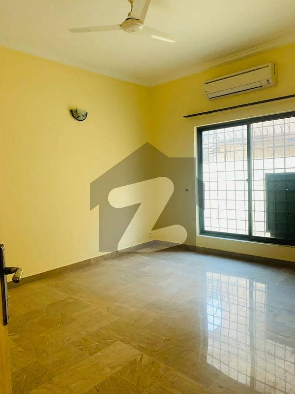 5 Bedroom With Attached Bathroom House Available For Rent 5 Bedroom With Attached Bathroom House Available For Rent