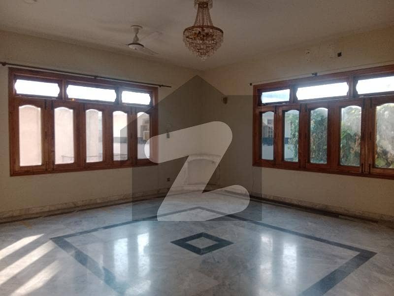 Beautiful Full House for Rent in F-11 Beautiful Full House for Rent in F-11