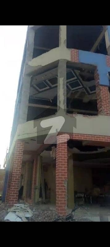 ماڈل ٹاؤن ملتان میں 4 مرلہ عمارت 5.5 لاکھ میں کرایہ پر دستیاب ہے۔ ماڈل ٹاؤن ملتان میں 4 مرلہ عمارت 5.5 لاکھ میں کرایہ پر دستیاب ہے۔