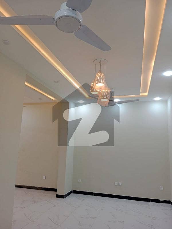 BEAUTIFUL LOCATION GROUND PROTION FOR RENT BEAUTIFUL LOCATION GROUND PROTION FOR RENT