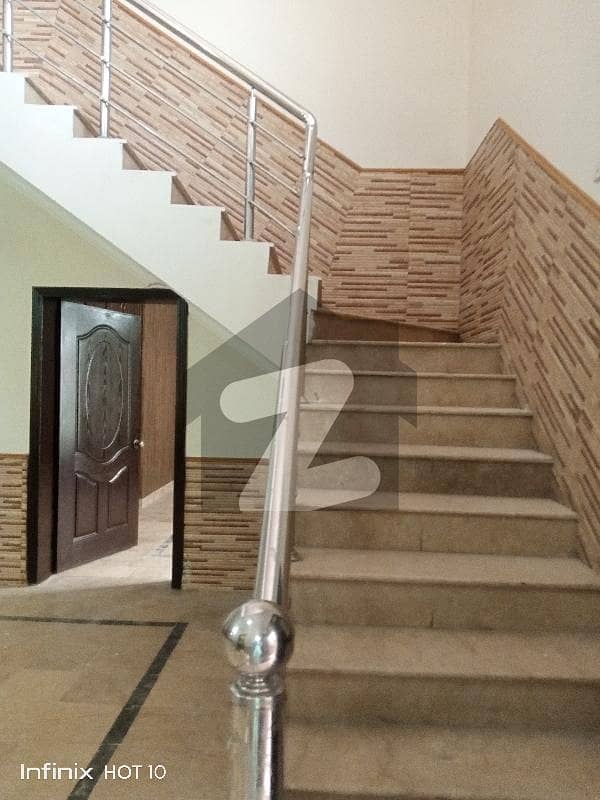 1.5 kanal house available for rent in Banigala 1.5 kanal house available for rent in Banigala