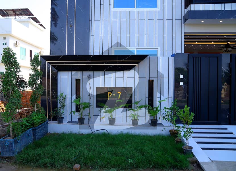 Brand New Luxury House Brand New Luxury House