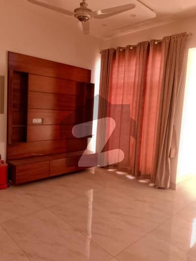 5 BEDROOMS 10 MARLA FULL HOUSE NEAR TO DOLMEN MALL|| Modern Design|| TILES FLOOR|| FOR RENT