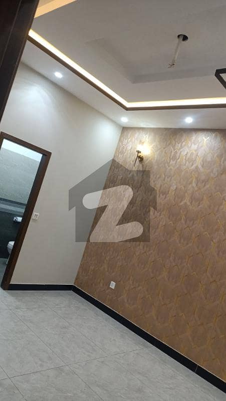 7 MARLA GROUND FLOOR HOT LOCATION