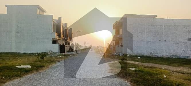 Faisal Hills 8 Marla Plot At Investor Price