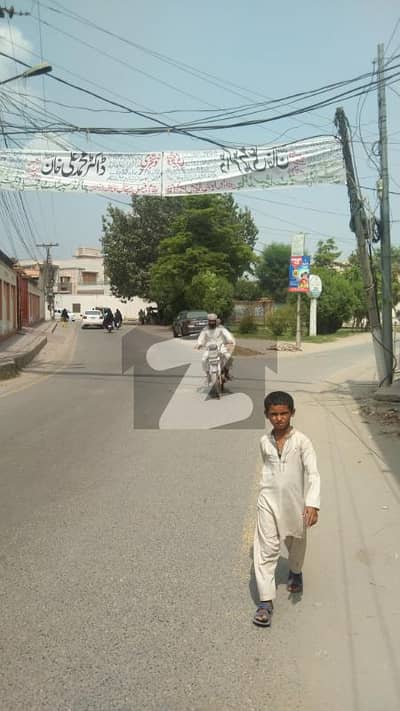 معصوم شاہ روڈ ملتان میں 1 کمرے کا 1 کنال عمارت 5.0 لاکھ میں کرایہ پر دستیاب ہے۔ معصوم شاہ روڈ ملتان میں 1 کمرے کا 1 کنال عمارت 5.0 لاکھ میں کرایہ پر دستیاب ہے۔