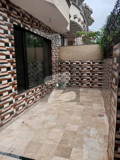 10Marla 30x70 single Story ghar for sale